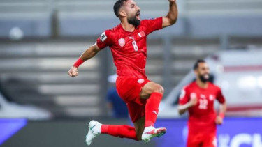 Selebrasi Mohamed Marhoon usai membobol gawang Timnas Indonesia