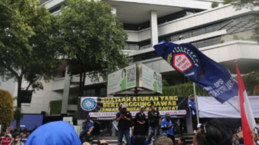 Rokok Tembakau Makanan dan Minuman 