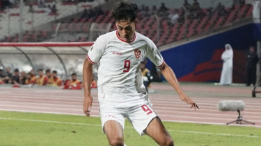 Hasil imbang dalam pertandingan tersebut membawa pertanyaan besar bagi publik terkait peluang Timnas Indonesia untuk melangkah ke Piala Dunia 2026. 