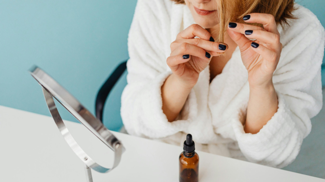 Ilustrasi Serum Rambut