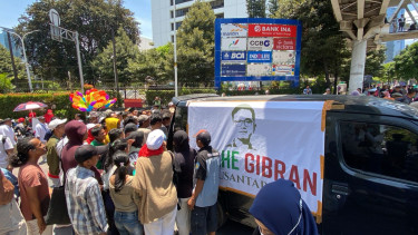 Mobil Makanan Gratis, Foto: Isra Berlian