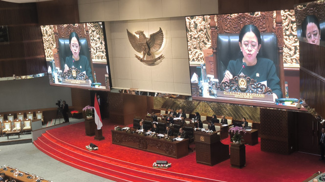 Ketua DPR RI Puan Maharani dalam sidang paripurna.