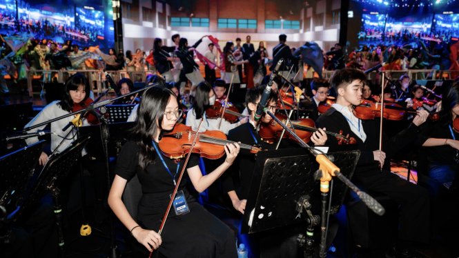 Pentas drama musikal Ebenezer The Musical.