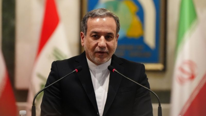 Menteri Luar Negeri Iran Abbas Araghchi memperingatkan AS bahwa negara tersebut akan bertanggung jawab atas kerugian apa pun yang mungkin dialami Iran jika mendukung serangan Israel yang telah diantisipasi.