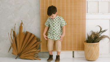 Ilustrasi fashion anak.