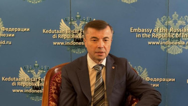 Duta Besar Rusia untuk Indonesia Sergei Tolchenov memberikan arahan pers di Jakarta, Senin, 28 Oktober 2024.