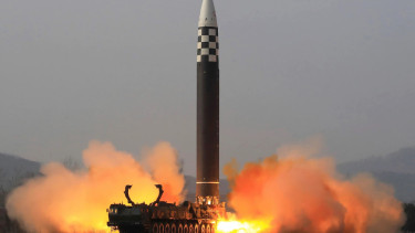 VIVA Militer: Rudal balistik nuklir militer Korea Utara