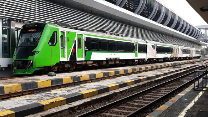 KA BIAS di Stasiun Solo Balapan
