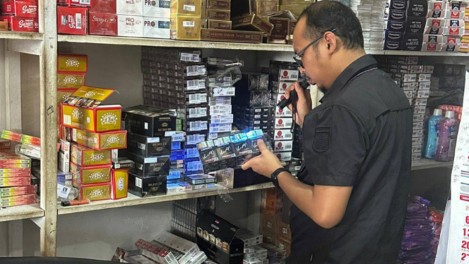 Bea Cukai gelar operasi gempur rokok ilegal
