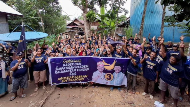 Simpatisan kader Nasdem JKalteng dukung Agustiar Sabran-Edy Pratowo