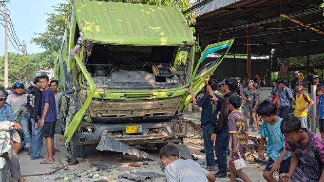 Ilustrasi kecelakaan truk.