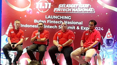 Kepala Eksekutif Pengawas Inovasi Teknologi Sektor Keuangan, Aset Keuangan Digital, dan Aset Kripto (IAKD) OJK, Hasan Fawzi, dalam konferensi pers di kawasan Kuningan, Jakarta Selatan, Senin, 11 November 2024