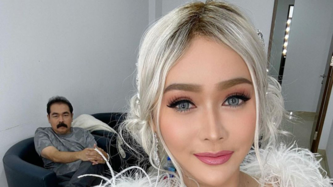 Inul Daratista dan Adam Suseno