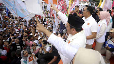 Paslon Ridwan Kamil-Suswono saat kampane akbar Pilgub Jakarta