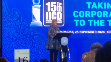 Kepala Departemen Pengawasan Emiten dan Perusahaan Publik OJK, Novira Indrianingrum