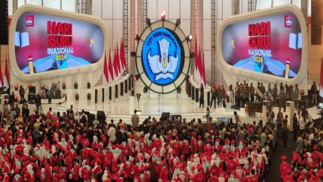 Kemendikdasmen menyelenggarakan puncak rangkaian kegiatan Hari Guru Nasional.