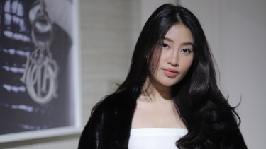 Andrea Christina alias Dosen Kecantikan.