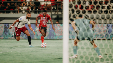 Pertandingan Liga 1 Indonesia Balii United vs PSM di Stadion Kapten I Wayan Dipta Bali