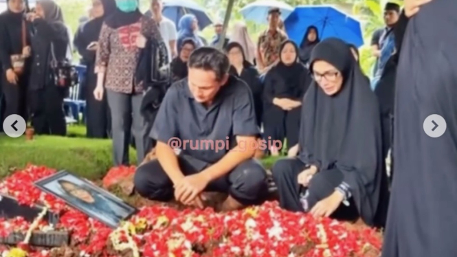 Andhika Pratama dan Ussy Sulistiawaty.