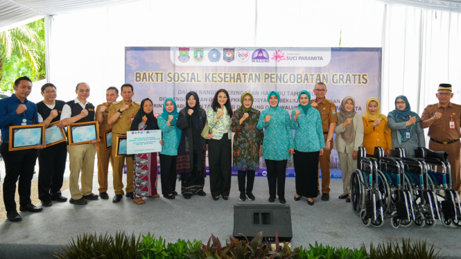 Ketum TP PKK tinjau bakti sosial kesehatan dan pengobatan gratis