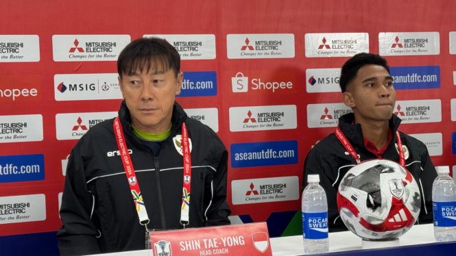  Coach Shin Tae-yong saat jumpa pers di Piala AFF 2024