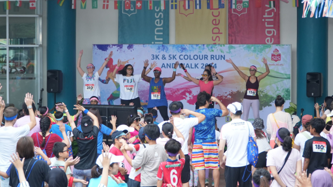 Singapore Intercultural School (SIS) South Jakarta 3 & 5K Colour Run & Walk 2024