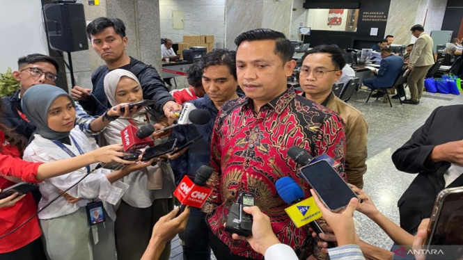 Ketua DPP PDI Perjuangan Bidang Reformasi Sistem Hukum Nasional Ronny Talapessy