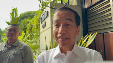 Presiden ke-7 RI Jokowi tanggapi usai dipecat sebagai kader PDIP