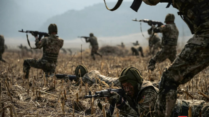 VIVA Militer: Pasukan Tentara Rakyat Korea Utara (KPA)