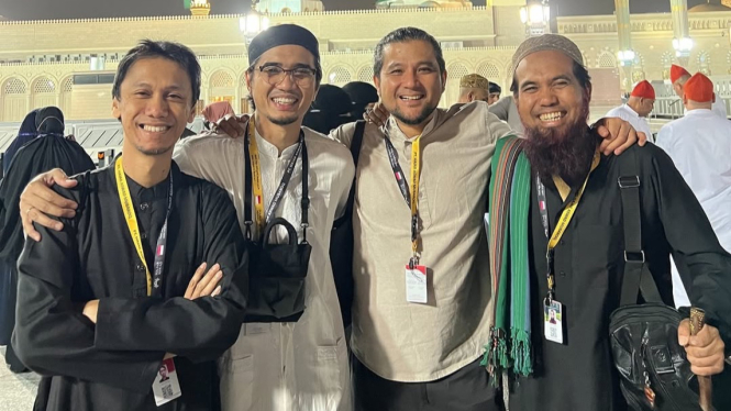 Sakti Umroh Bersama Sheila on 7