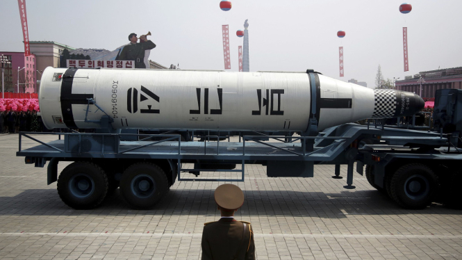 VIVA Militer: Rudal balistik Pukguksong-2 (KN-15) militer Korea Utara