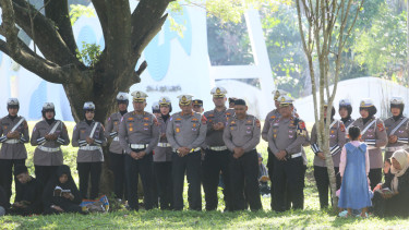 Jajaran Ditlantas Polda Aceh doa bersama di kuburan massal korban tsunami