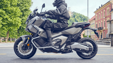 Honda X-ADV terbaru