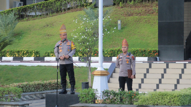 Irjen Pol Gatot Tri Suryanta