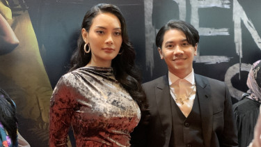 Erika Carlina dan Emir Mahira