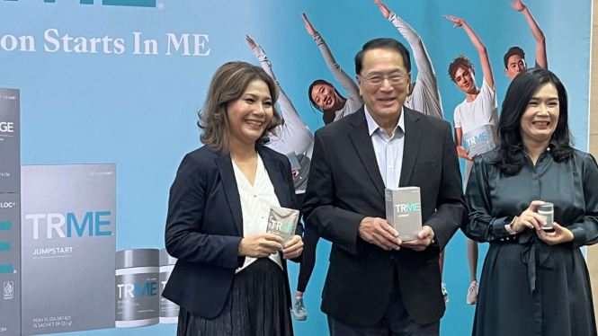 Joseph Chang, Shita Laksmita