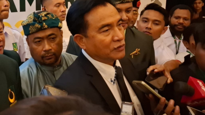 Menteri Koordinator Bidang Hukum, HAM, Imigrasi, dan Pemasyarakatan Yusril Ihza Mahendra 