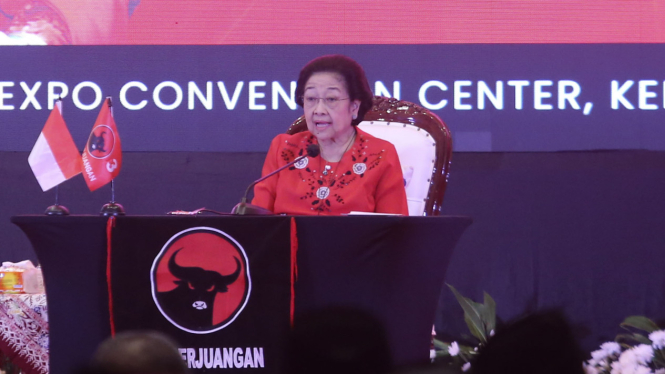Megawati Soekarnoputri 