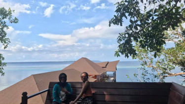 Wisatawan yang datang ke Maratua berharap pelayanan kesehatan di Kecamatan tersebut segera lancar