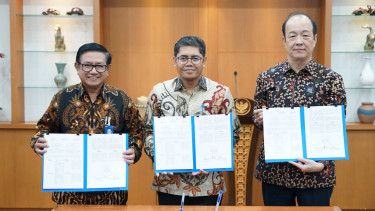 Petrokimia Gresik.