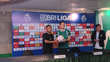 Ardi Idrus dan Paul Munster Jelang Lawan Persita, Kamis, 30 Januari 2025.