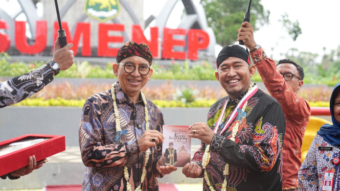 Menteri Fadli Zon Resmikan Monumen Keris (Doc: Istimewa)