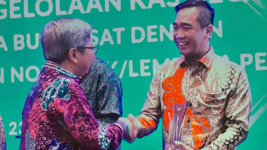 Bank Muamalat terima penghargaan dari Direktorat Jenderal Perbendaharaan Kementerian Keuangan (dok: Bank Muamalat)