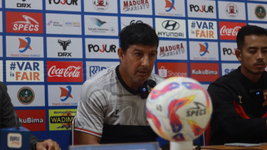 Pelatih Madura United, Angel Alfredo Vera