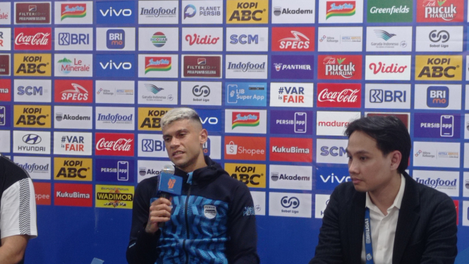 Penyerang Persib Bandung, Ciro Alves (foto: Dede Idrus) 
