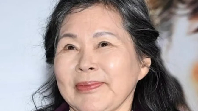  Lee Joo Shil.