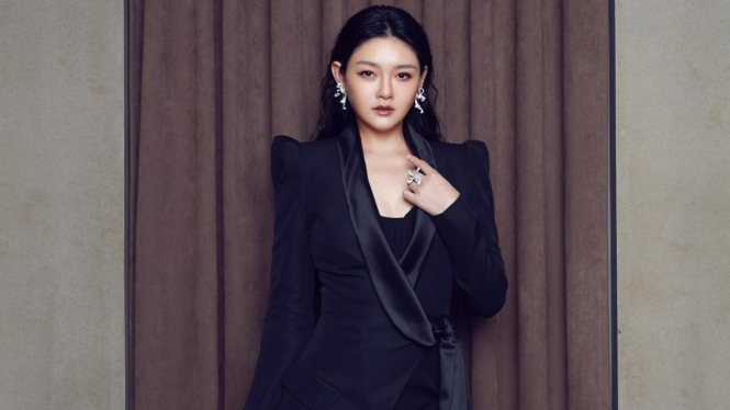 Barbie Hsu.