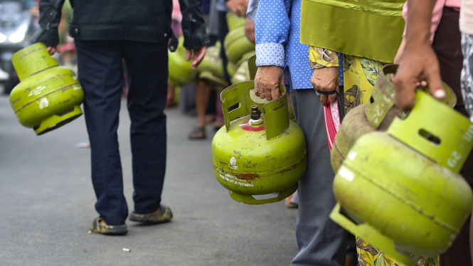 LPG 3 kg, Antrian Warga Beli LPG 3 kg