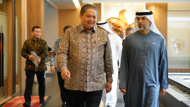 Menko Airlangga Bertemu Menteri Energi dan Infrastruktur Persatuan Emirat Arab