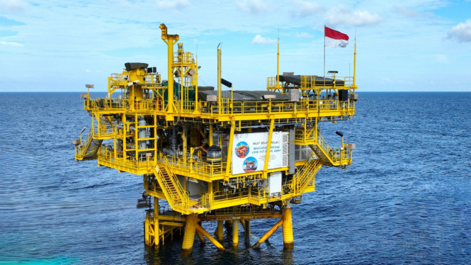 Anjungan migas lepas pantai Medco Energi